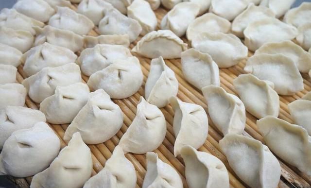 包饺子放什么东西寓意什么（各种馅饺子的寓意）