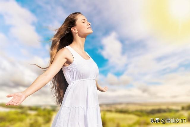 女人的贵气一眼就可以看出来，大富大贵的人都有这些特征