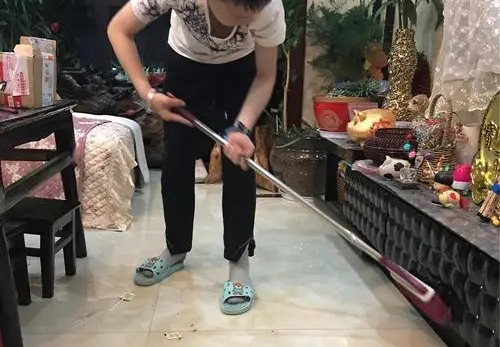 晚上扫地有什么说法（民间关于晚上扫地的传统说法）